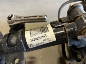 NOGA ZWROTNICA AMORTYZATOR PRZÓD LEWY LEWA RENAULT MEGANE IV