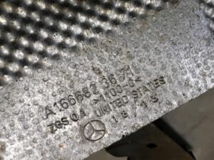 BLACHA OSŁONA TERMICZNA MERCEDES GL X166 4.7 V8