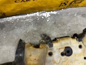 WYGŁUSZENIE ŚCIANY GRODZIOWEJ GRODZI BMW 1 F40