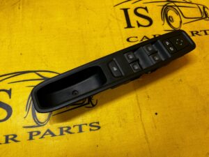 PANEL PRZEŁĄCZNIK SZYB LUSTEREK DRZWI PRZÓD LEWY DACIA SANDERO III