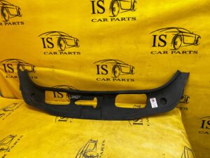 OSŁONA NAKŁADKA GÓRNA PASA PRZEDNIEGO PORSCHE PANAMERA 970 I LIFT