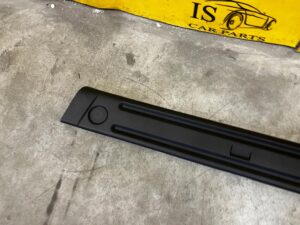 LISTWA OSŁONA ŚCIANY TYŁ TYLNEJ KABINY BAGAŻNIKA FORD RANGER MK5 V