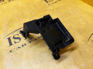 UCHWYT MOCOWANIE RADARU MARTWEGO POLA TYŁ LEWY VOLKSWAGEN GOLF VIII HB 5D