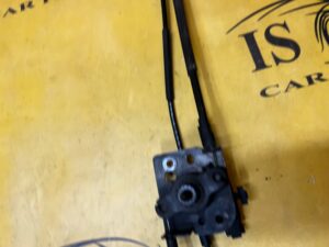 ZAMEK LINKA CIĘGNO MASKI POKRYWY SILNIKA PRZÓD PORSCHE MACAN 95B