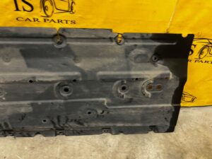 PŁYTA OSŁONA OBUDOWA PODWOZIA LEWA DACIA JOGGER SANDERO III