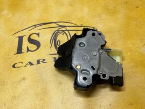 ZAMEK KLAPY TYŁ BAGAŻNIKA TESLA MODEL 3 PRZEDLIFT