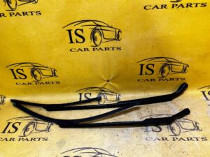 KOMPLET RAMIONA PIÓRA WYCIERACZEK AUDI A8 D4