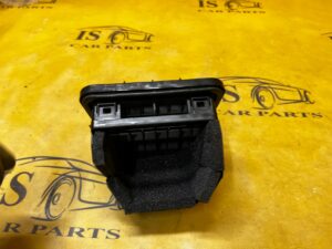 2 X KRATKA WENTYLACYJNA DEKOMPRESYJNA TYŁ PORSCHE MACAN 95B