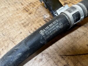 RURA RURKA PRZEWÓD WĄŻ WODY MERCEDES GLS X166 450 3.0 B V6