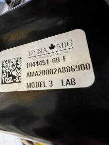 ZWROTNICA TYŁ KOMPLETNA ZACISK LEWA TESLA MODEL 3 2WD