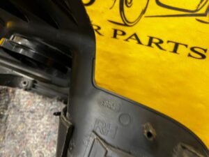 BOCZEK BAGAŻNIKA PRAWY RANGE ROVER EVOQUE L538 3 DRZWI