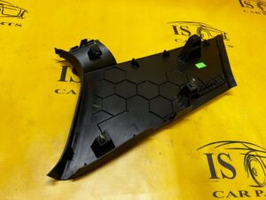 POSZYCIE OSŁONA OBUDOWA SŁUPKA TYŁ C PRAWA PRAWY VOLKSWAGEN GOLF VIII HB