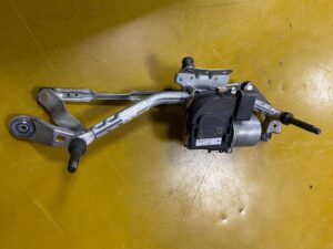 MECHANIZM SILNICZEK WYCIERACZEK EU FORD FIESTA MK8