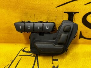 PRZEŁĄCZNIK PANEL STEROWANIA FOTELA PAMIĘĆ PRZÓD PRAWY MERCEDES GL X166