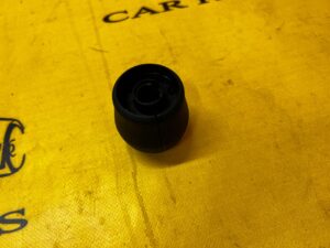 GAŁKA WYBIERAKA SKRZYNI BIEGÓW 5 BIEGÓW BIEGOWA DACIA SANDERO III