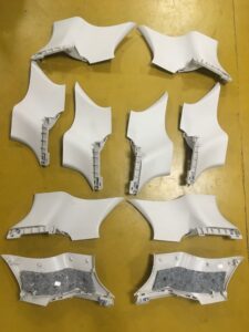 OSŁONA SŁUPKA RENAULT MEGANE IV HB TYŁ PRAWY