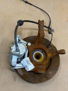 ZWROTNICA TARCZA ZACISK PRZÓD PRAWY DACIA DUSTER II 2