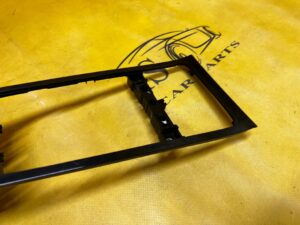 POPIELNICZKA SCHOWEK DEKOR TUNELU ŚRODKOWEGO PORSCHE PANAMERA 970 I LIFT