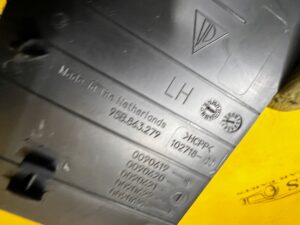 OSŁONA MASKOWNICA SŁUPKA D PASA BEZPIECZEŃSTWA TYŁ LEWY PORSCHE MACAN 95B