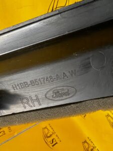 OSŁONA ZAŚLEPKA LISTWA PRAWA FORD FIESTA MK8 3D