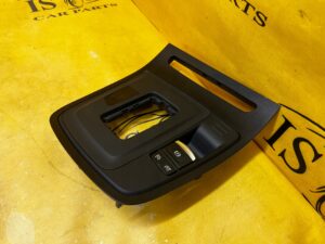 RAMKA PANEL WYBIERAKA SKRZYNI BIEGÓW RENAULT SCENIC IV EU AUTOMAT