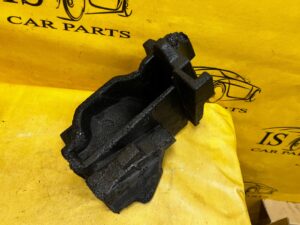 UCHWYT MOCOWANIE CHŁODNICY KANAŁ POWIETRZA LEWY MERCEDES GL X166 4.7 V8