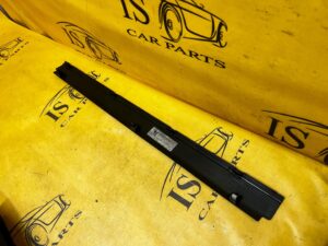 OSŁONA ZAŚLEPKA PLASTIK PODSUFITKI DACHU TYŁ PRAWA 4 DRZWI FORD BRONCO 21-