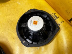 GŁOŚNIK DRZWI TYŁ HARMAN KARDON MERCEDES GL X166