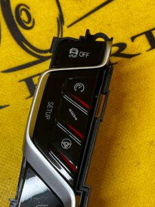 PANEL PRZEŁĄCZNIK OBSŁUGI KONSOLI ŚRODKOWEJ BMW M5 F90