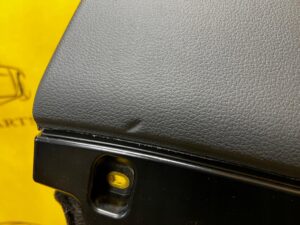 OSŁONA KOLANOWA POD DESKĘ KIEROWNICE AUDI A8 D5