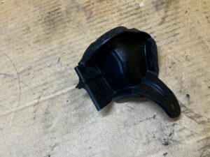 PODSZYBIE OSŁONA PODSZYBIA PRAWE PRAWA PORSCHE PANAMERA 970 I LIFT