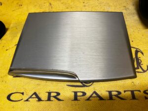 DEKOR POKRYWA SCHOWKA TUNELU ŚRODKOWEGO BMW 5 G30