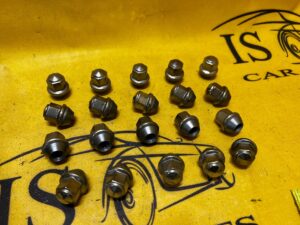 KOMPLET ŚRUB DO KÓŁ NAKRĘTKI FORD KUGA MK3 NOWE