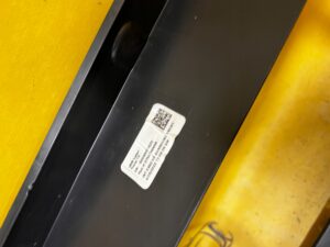 RAMKA OSŁONA MOCOWANIE SCHOWKA DESKI FORD ESCAPE MK4 1.5 EB