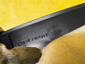 POSZYCIE OSŁONA OBUDOWA SŁUPKA PRZÓD A PRAWY FORD RANGER MK5 V