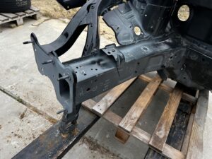 ĆWIARTKA PODŁUŻNICA FARTUCH KIELICH PRZÓD PRAWY FORD ESCAPE MK4