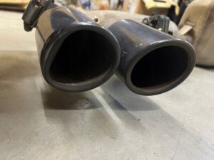 TŁUMIK RURA WYDECHOWA WYDECH TYŁ KOŃCOWY BMW M5 F90 M8 F91 F92