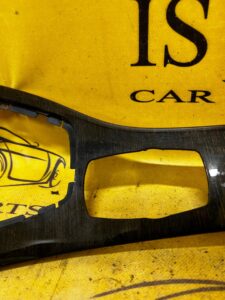 RAMKA DEKOR UCHWYTU NA KUBKI TUNELU BAMBUS BMW E92