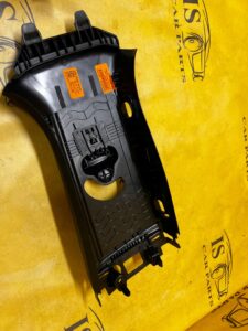 POSZYCIE OSŁONA OBUDOWA SŁUPKA ŚRODKOWEGO B LEWY FORD EXPLORER VI MK6