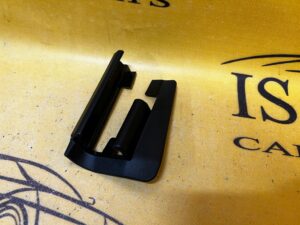 ZAŚLEPKA SZYNY FOTELA PRAWEGO MERCEDES W213