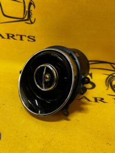 PRAWA KRATKA NAWIEWU DESKI JAGUAR XJ X351 09-19