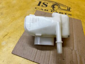 ZBIORNIK ZBIORNICZEK PŁYNU HAMULCOWEGO FORD EXPLORER MK6