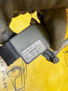 CZUJNIK POZIOMOWANIA ŚWIATEŁ TYŁ LEWY PORSCHE PANAMERA 970 I LIFT