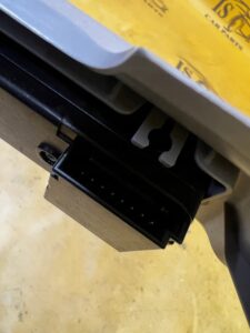 OSŁONA OBUDOWA LUSTERKA WEWNĘTRZNEGO PRZEŁĄCZNIK SOS MERCEDES GL X166 GRAY