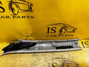 OSŁONA POSZYCIE SŁUPKA A PRZÓD PRAWA PRAWY INFINITI Q50