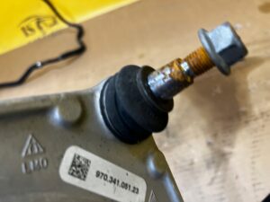 WAHACZ GÓRNY PRZÓD PRZEDNI PRAWY PORSCHE PANAMERA 970 I LIFT