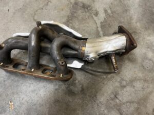 KOLEKTOR WYDECHOWY PRAWY INFINITI Q70 M35H 3.5 H