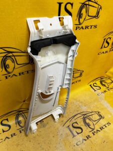 OSŁONA POSZYCIE TAPICERKA SŁUPKA B LEWA ALCANTARA AUDI A8 D4