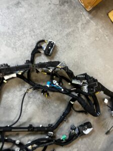 GŁÓWNA WIĄZKA INSTALACJA WNĘTRZA KABINY FORD BRONCO 2.7 V6 ECOBOOST 21-