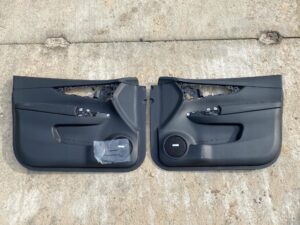 TAPICERKA DRZWI PRAWY PRZÓD NISSAN X-TRAIL T32 BOS